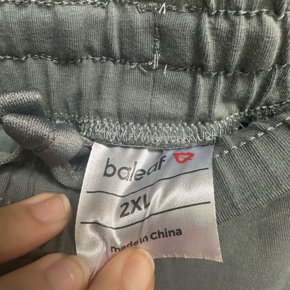 NWT Baleaf | Capri Pant - Picture 9 of 9